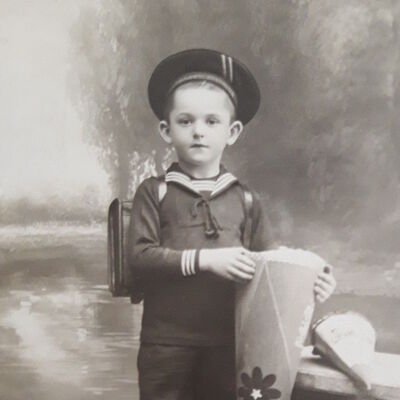 Fraktur lesen, Sütterlin schreiben. Geschichte der „Deutschen Schrift